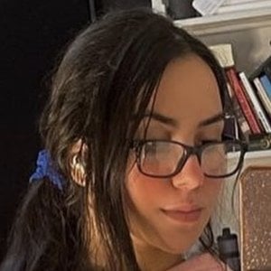 Victoria Matosa, 28 (Instagram Star)