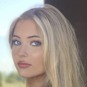 Victoria Rozmajzl