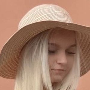 Victoria Trengereid Sara image 6