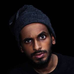 Vikarworld, 32 (YouTube明星)