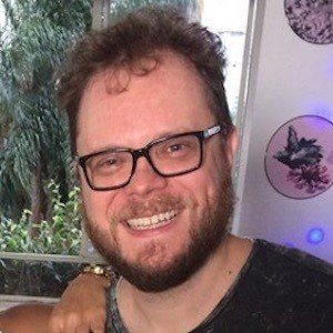 Vinheteiro, 45 (YouTube Star)