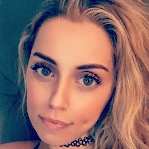 Violet Benson image 4