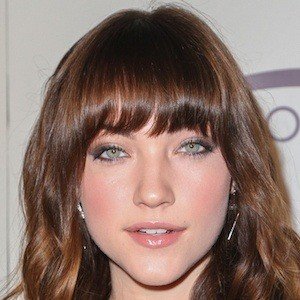 Violett Beane image 2