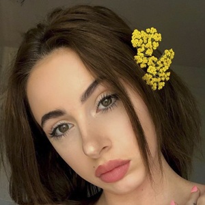 Vittoria Nelli-Fiordellisi, 26 (TikTok Star)