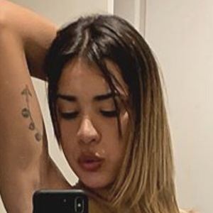 Vivi Casaman, 25 (Instagram Star)