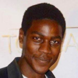 Vivi Devereaux, 39 (Filmacteur)