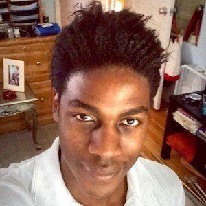 Vivi Devereaux, 39 (电影演员)