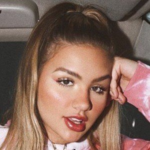 Vivi Wanderley image 8