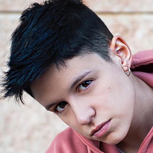 Viviana Edera, 29 (Photographer)