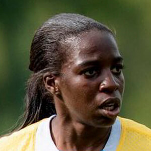 Viviane Asseyi, 31 (Fußballspieler)