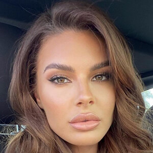 Vivien Rubin, 33 (Model)