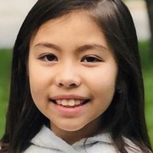 Vivyana Nguyen image 5