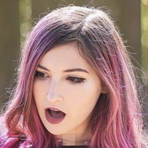 Celebrities born on July 5