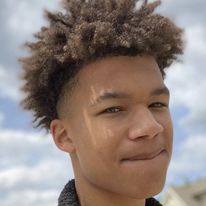 Voice Twin 2, 19 (TikTok Star)