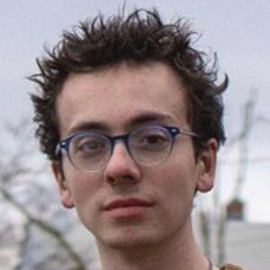 Volksgeist, 26 (YouTube Star)