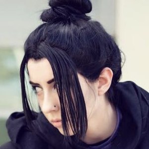 Vyxenah, 26 (YouTube明星)