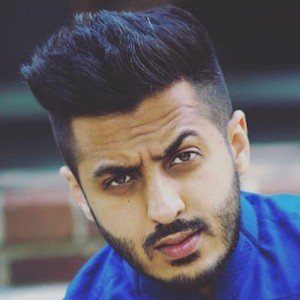 Waqas Riaz, 35 (YouTube-ster)
