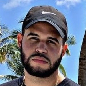 weirdaneer, 26 (TikTok Star)