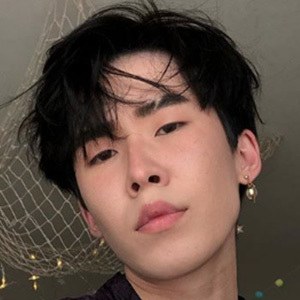 WenWen Neale image 3