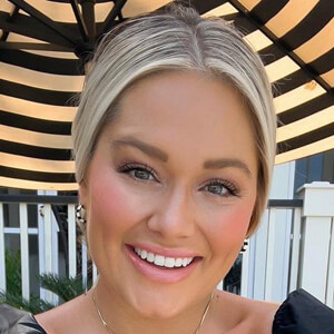 Whitney Rife, 39 (博主)