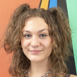 Whitney Woerz, 25 (流行歌手)