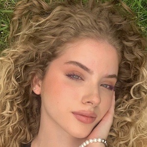 whostorie, 25 (TikTok Star)