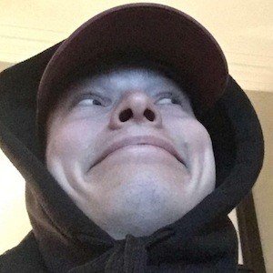 WillNE, 29 (Estrella de YouTube)