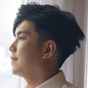 Wind Lee, 37 (Instagram Star)