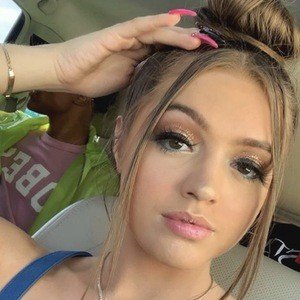 Woah Vicky, 25 (Instagram Star)
