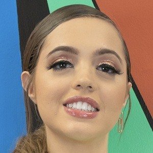 Woah Vicky, 25 (Instagram Star)