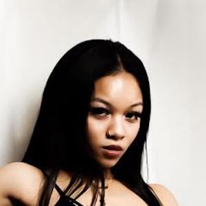 Wolftyla, 27 (流行歌手)