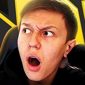 xDuttinho, 27 (YouTube明星)