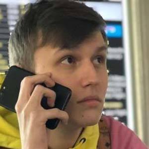 xDuttinho, 27 (YouTube明星)