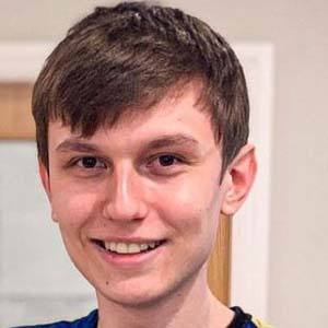 xDuttinho, 27 (YouTube Star)