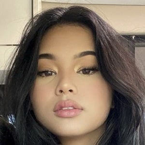 Xeriz Barcarse, 23 (Instagram Star)