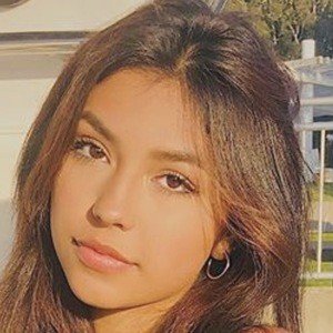 Yael Bernal, 22 (TikTok明星)