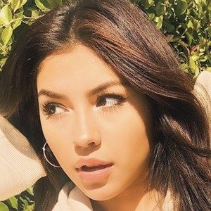 Yael Bernal, 22 (TikTok明星)