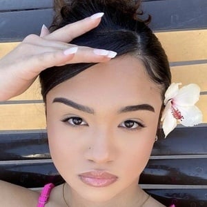 Yamilie Alonzo image 8