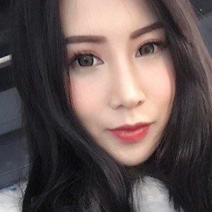 Yan Kay Kay, 43 (Звезда Youtube)