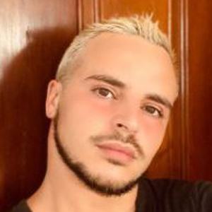 Yanis Marshall image 7