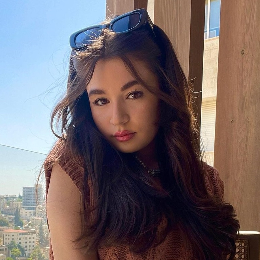 Yara Mustafa, 23 (电视女演员)