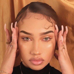 Yasmeen Nicole, 22 (Instagram Star)