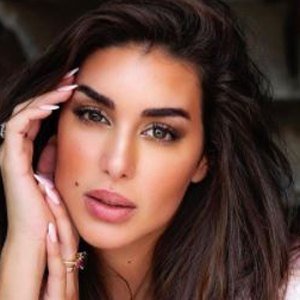 Yasmine Sabri image 4