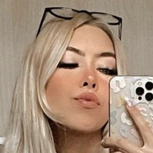 Yazmin Andreina, 26 (TikTok Star)