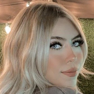 Yazmin Andreina, 26 (TikTok Star)