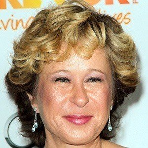 Yeardley Smith, 59 (配音女演员)