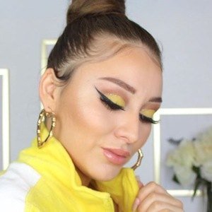 Yesenia Hipolito, 33 (Radio Host)