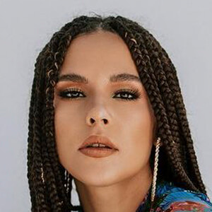 Yoana Dimitrova, 29 (TikTok明星)