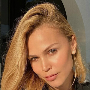 Yolanda Cardona, 43 (Model)