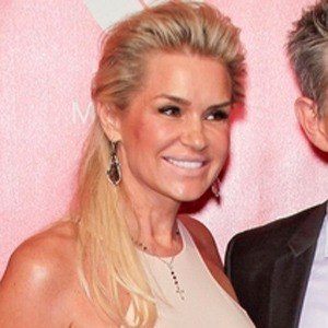 Yolanda Hadid, 60 (Реальная звезда)
